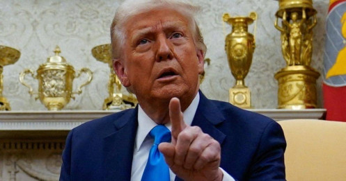 Trump 'cay cú' vì "Mạng nhện": Tương lai viện trợ Ukraine lung lay?