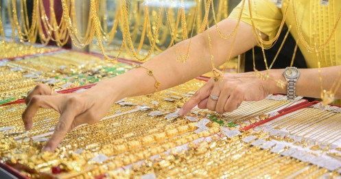 Từ "cất giữ" đến "khơi thông": Vàng trong dân - bài toán lớn của ngân hàng