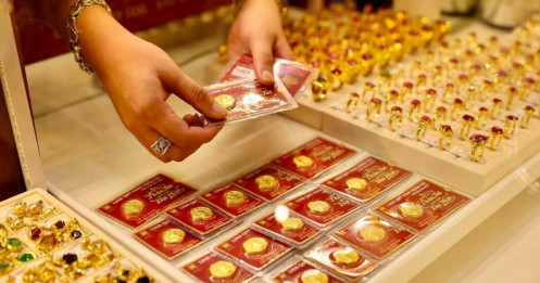 Giá vàng trong nước tăng 10,47% trong tháng 5