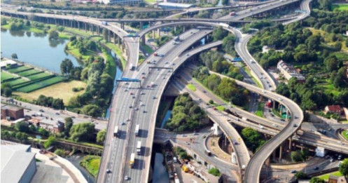 Kỳ vọng cổ phiếu xây dựng hạ tầng bứt phá nhờ triển vọng đầu tư công