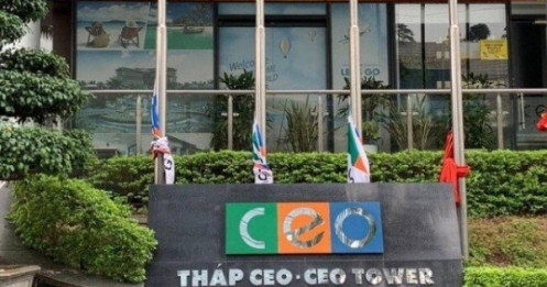 Nhà đầu tư có nên đợi CEO điều chỉnh?