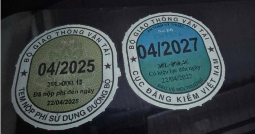 Bộ Xây dựng đề xuất bỏ tem thu phí sử dụng đường bộ dán trên ô tô