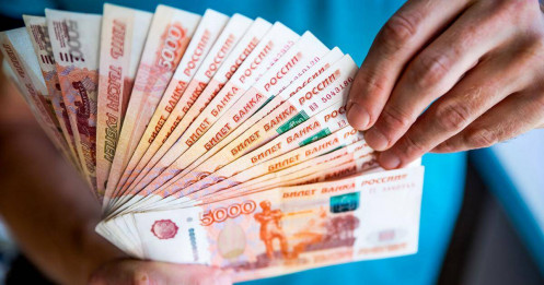 Ruble tăng giá mạnh nhất thế giới năm nay
