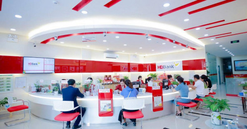 4 lý do cổ phiếu ngân hàng HDB tăng trưởng mạnh trong năm 2025