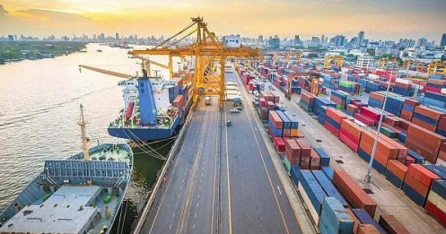 TP HCM mới có cơ hội thành trung tâm logistics biển hàng đầu Đông Nam Á