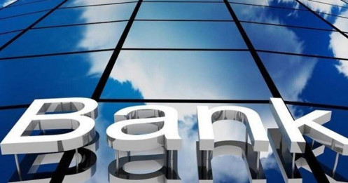 Ngân hàng đang mạnh lên khi Vnindex giảm 20 điểm