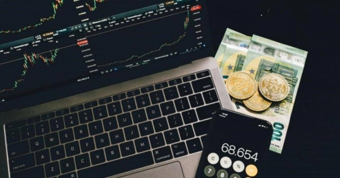 Đầu tư giữa tâm bão: Phòng thủ vững vàng hay liều lĩnh bắt đáy?