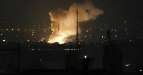 Giá dầu sẽ ra sao khi xung đột Israel - Iran leo thang?