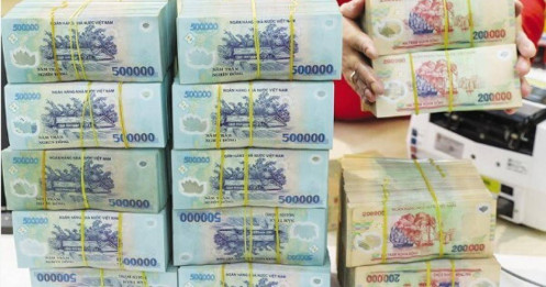 Thêm 262.000 tỷ đồng tiền gửi chảy vào ngân hàng trong một tháng
