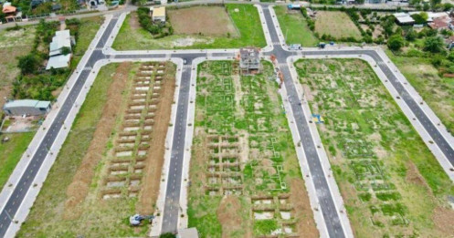Sau cơn sốt đất, nhiều NĐT tìm cách thoát hàng