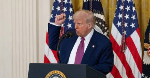 NÓNG: Donald Trump Tuyên Bố Sẽ Ra Quyết Định Tấn Công Iran Trong Hai Tuần Tới – Trung Đông Bên Bờ Vực Chiến Tranh!