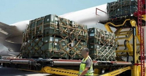 Hàng loạt máy bay vận tải quân sự hạ cánh, Israel đón tin vui?