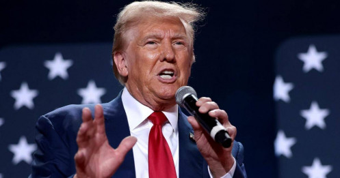 Tổng thống Trump quyết định gia hạn thêm 2 tuần trước khi ra quyết định có tấn công Iran hay không