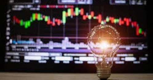Cổ phiếu điện bỗng “sáng giá”: Điều gì đang thắp lại kỳ vọng?