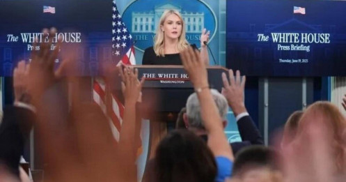 Ông Trump sẽ quyết định 'trong vòng 2 tuần' liệu có tấn công Iran hay không