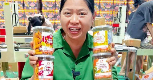 Từ 'Ăn cùng bà Tuyết' đến triệu đơn hàng: Ai là 'não bộ' đứng sau TikToker đình đám?