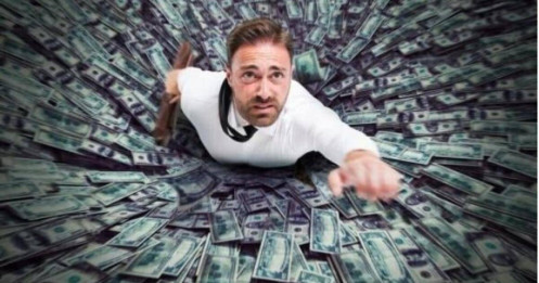 8 thói quen 'rò rỉ tiền' mà người giàu tuyệt đối tránh xa