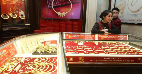 Vì sao giá vàng lao dốc bất chấp căng thẳng Trung Đông leo thang?