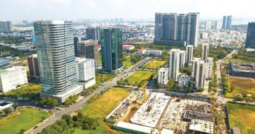 Gỡ vướng nửa vời, hàng loạt dự án tại TP.HCM tiếp tục 'đắp chiếu'