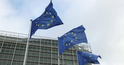 Khi “gã khổng lồ” châu Âu lạc nhịp trong bàn cờ kinh tế thế giới