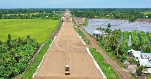 Giải ngân vốn đầu tư công: Nhà thầu bị áp lực “kép” vì giá vật liệu tăng cao