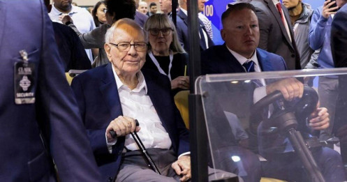 Huyền thoại Warren Buffett cho đi 6 tỷ USD