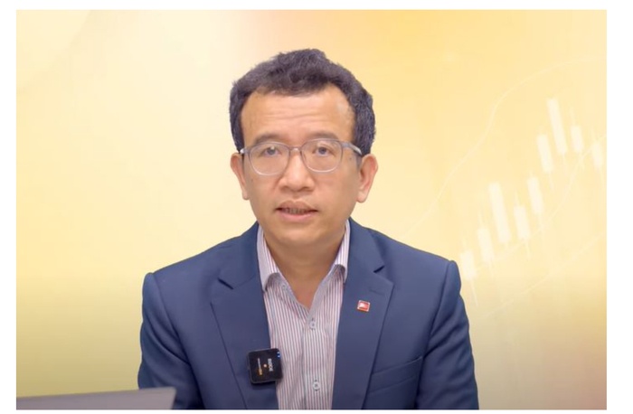 Giữa "tâm bão" chứng khoán, L10, YBM, DTL, SSB vẫn phi nước đại