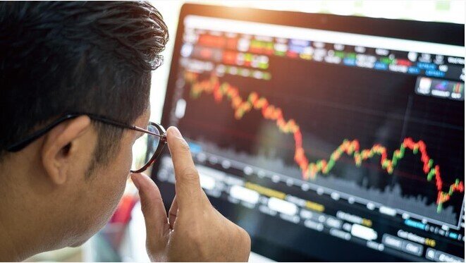 Khối ngoại liên tục rút ròng trên thị trường chứng khoán, cơ quan quản lý nói gì?