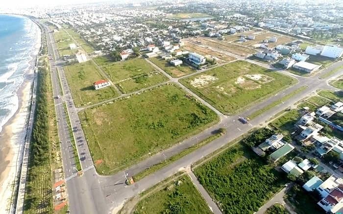 'Mua vàng cả đời không bằng tiền lời lô đất'