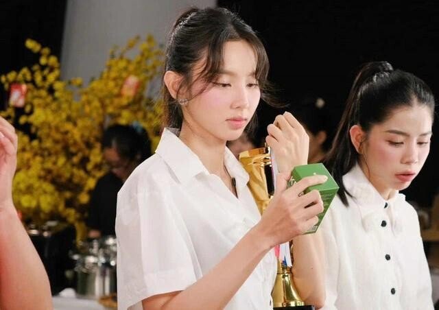 Hoa hậu Nguyễn Thúc Thùy Tiên bị xác định liên quan vụ kẹo rau Kera: Nhiều sai phạm bị phanh phui