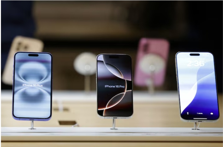 Sốc với mức giá một chiếc iPhone có thể tăng giá vì thuế của ông Trump