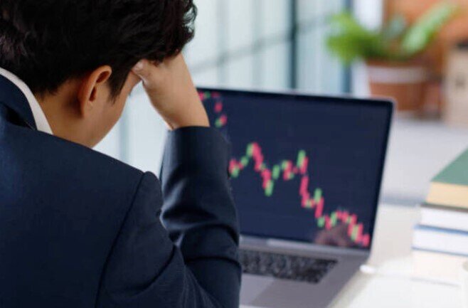 Chơi chứng khoán kiểu đánh bạc, tôi mất tiền mua nhà tích góp 10 năm