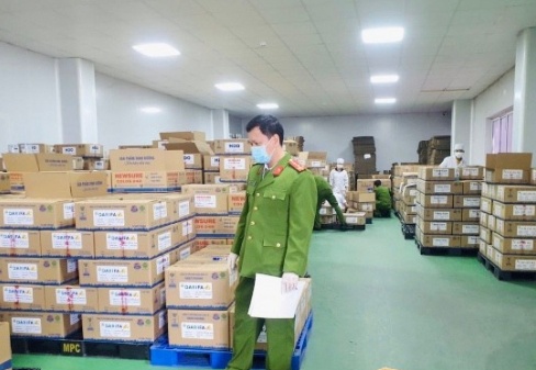 Cú đấm vào niềm tin của 573 loại sữa bột giả