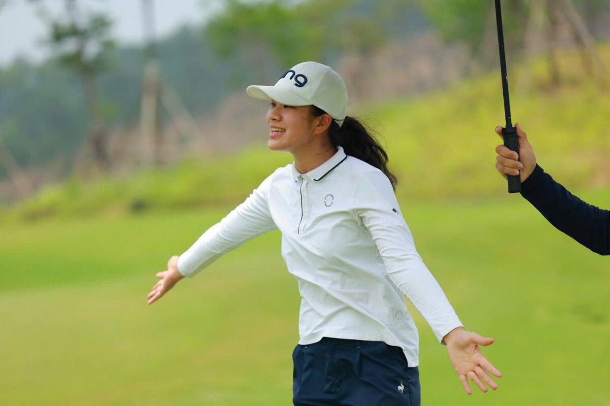 Golfer Nguyễn Viết Gia Hân dành chức Vô địch Bảng Chuyên nghiệp Giải Golf Hà Nội Mở Rộng - BIDV CUP