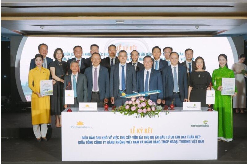Vietnam Airlines bắt tay Vietcombank triển khai kế hoạch "bơm vốn" cho 50 máy bay thân hẹp