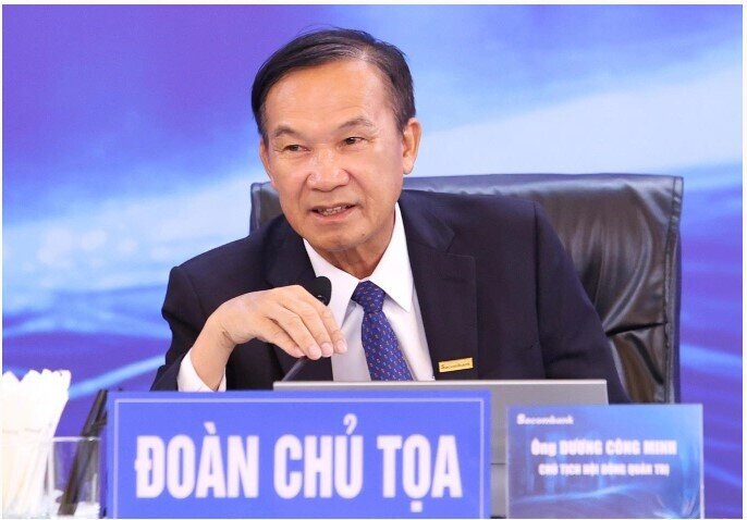 Ông Dương Công Minh: Sacombank sẽ tiếp tục cắt giảm nhân sự