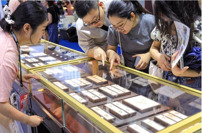 Dân Trung Quốc ‘sôi sục’ với cơn sốt đầu tư vàng