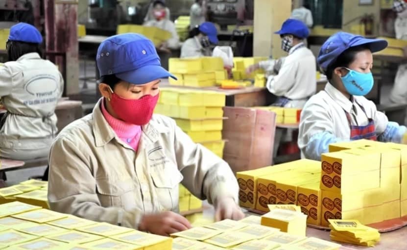 Công ty bán vàng mã lãi thấp nhất hơn 12 năm