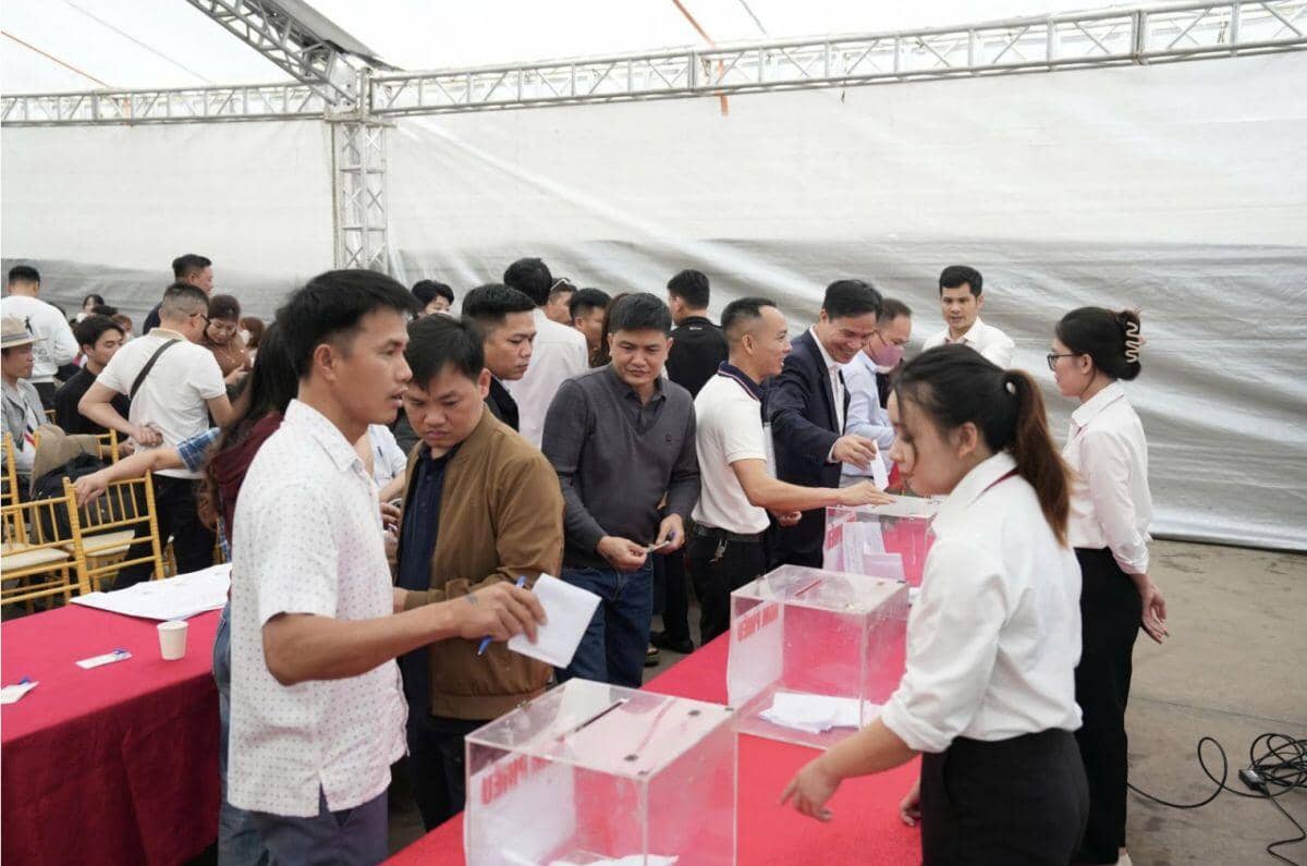 Đất đấu giá tỉnh lẻ có giá trúng cao hơn các huyện ở Hà Nội, vì sao?
