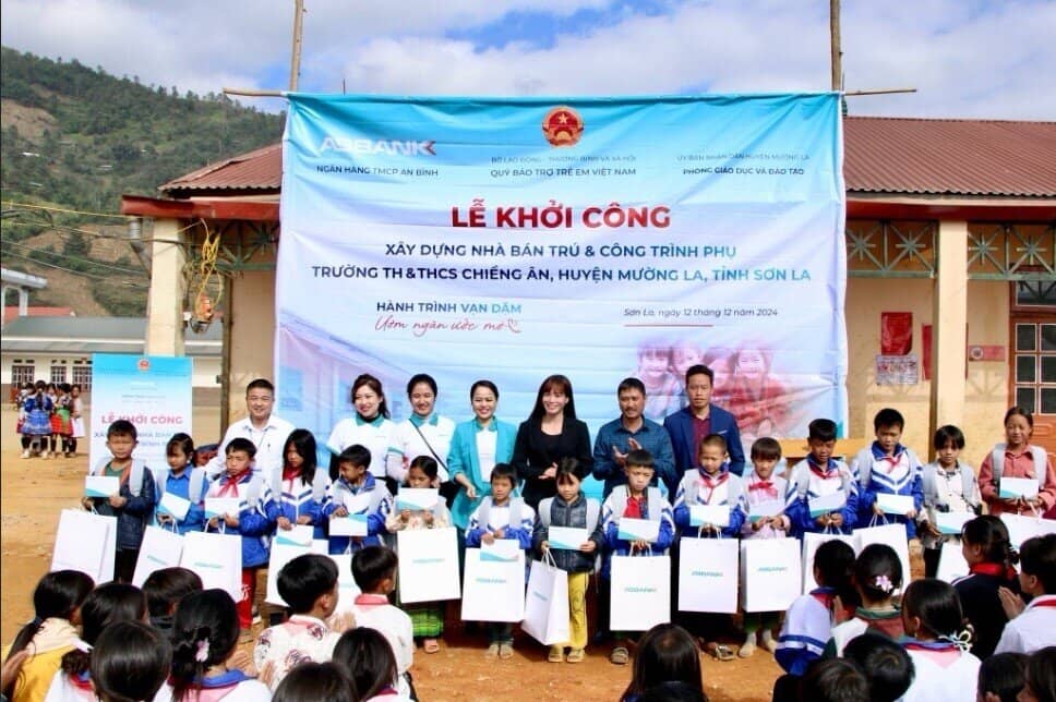 ABBANK thành công gây quỹ 1 tỷ đồng xây trường cho trẻ em vùng cao