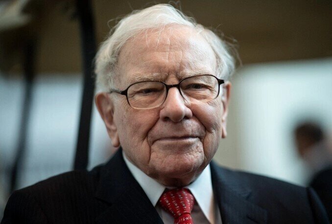 Warren Buffett tiết lộ lý do rời ghế CEO Berkshire Hathaway