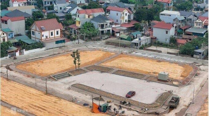 Nhà đầu tư mất tiền tỷ vì 'lướt sóng' đất vùng ven