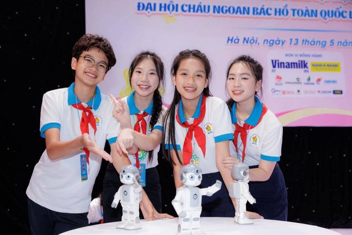 Vinamilk đồng hành cùng các thiếu nhi cháu ngoan Bác Hồ, hướng đến kỷ niệm 135 năm sinh nhật Bác