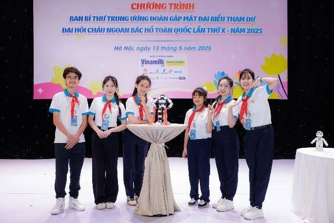 Vinamilk đồng hành cùng các thiếu nhi cháu ngoan Bác Hồ, hướng đến kỷ niệm 135 năm sinh nhật Bác