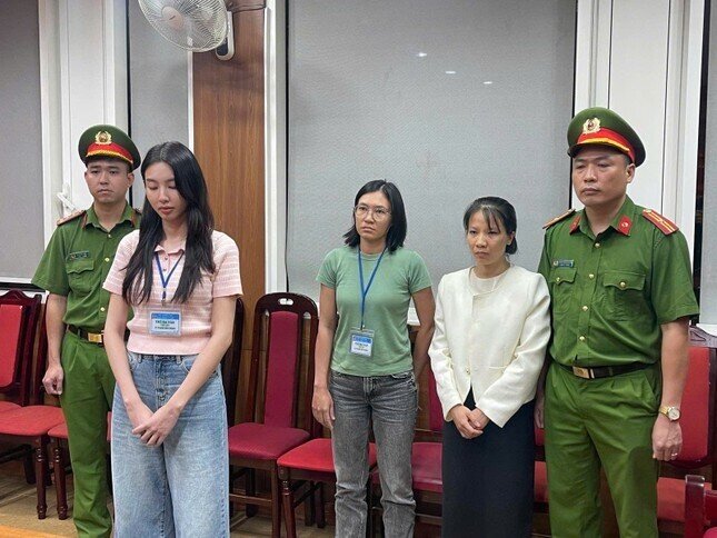 Người nổi tiếng quảng cáo sai sự thật: Hậu quả không dừng lại ở pháp lý