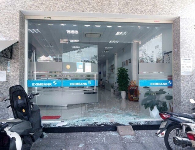 Eximbank lên tiếng về vụ xông vào phòng giao dịch cướp rổ tiền ở TP Vũng Tàu