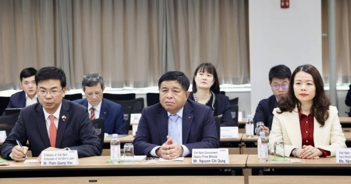 Phó thủ tướng mời doanh nghiệp Nhật sớm đầu tư bán dẫn tại Việt Nam