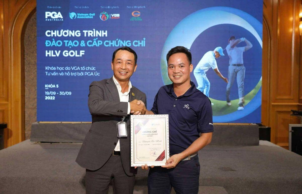 HLV golf Nguyễn Bá Minh: "Tôi tự nhận mình là một HLV nghiêm khắc nhưng tận tâm với học viên của mình"