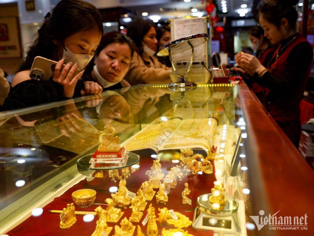 Cách gì giảm chênh lệch giá vàng trong nước với thế giới xuống còn 1-2 triệu/lượng?