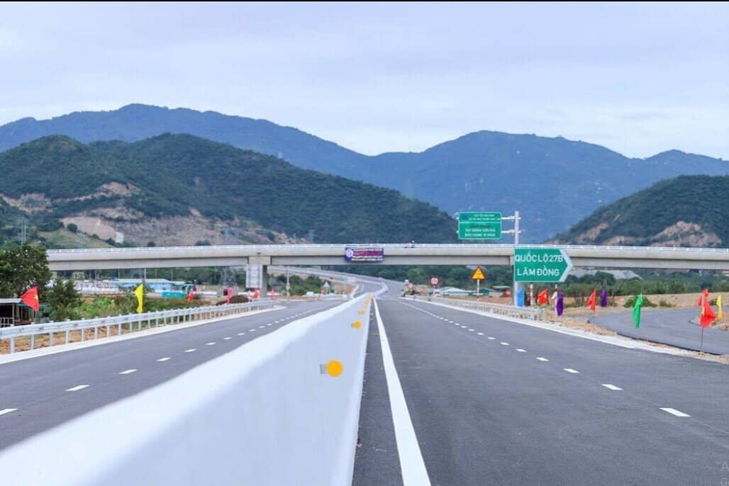 Đề xuất mở rộng các đoạn tuyến cao tốc Bắc - Nam phía Đông giai đoạn 2017-2020 theo phương thức PPP